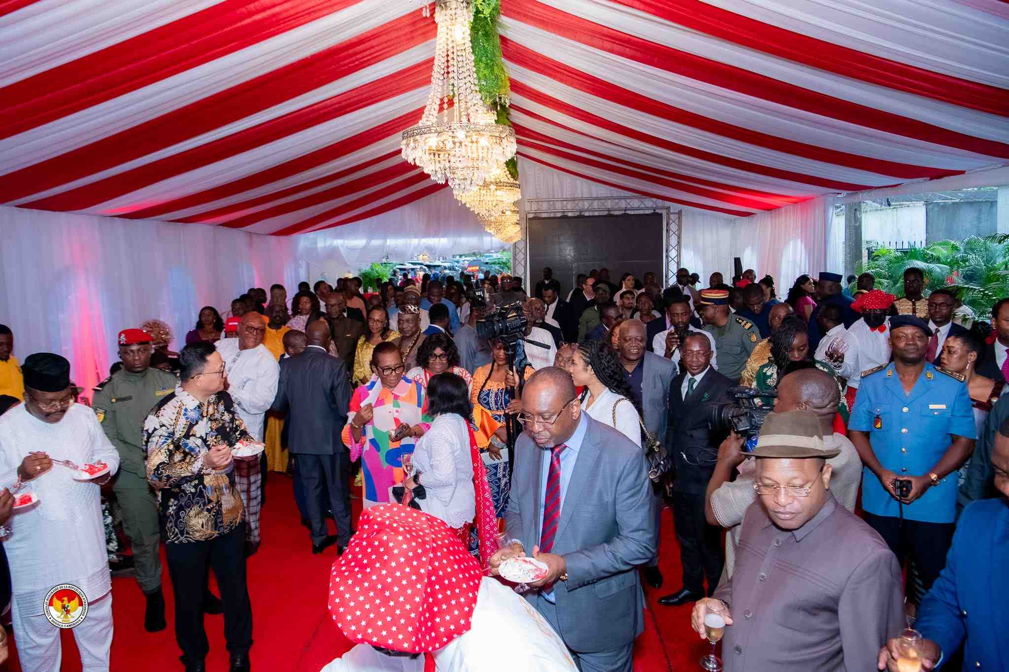 Roul Ruben Njionou || INAUGURATION SOLENNELLE DES NOUVEAUX BUREAUX DU CONSULAT HONORAIRE DE LA RÉPUBLIQUE D'INDONÉSIE AU CAMEROUN À DOUALA.