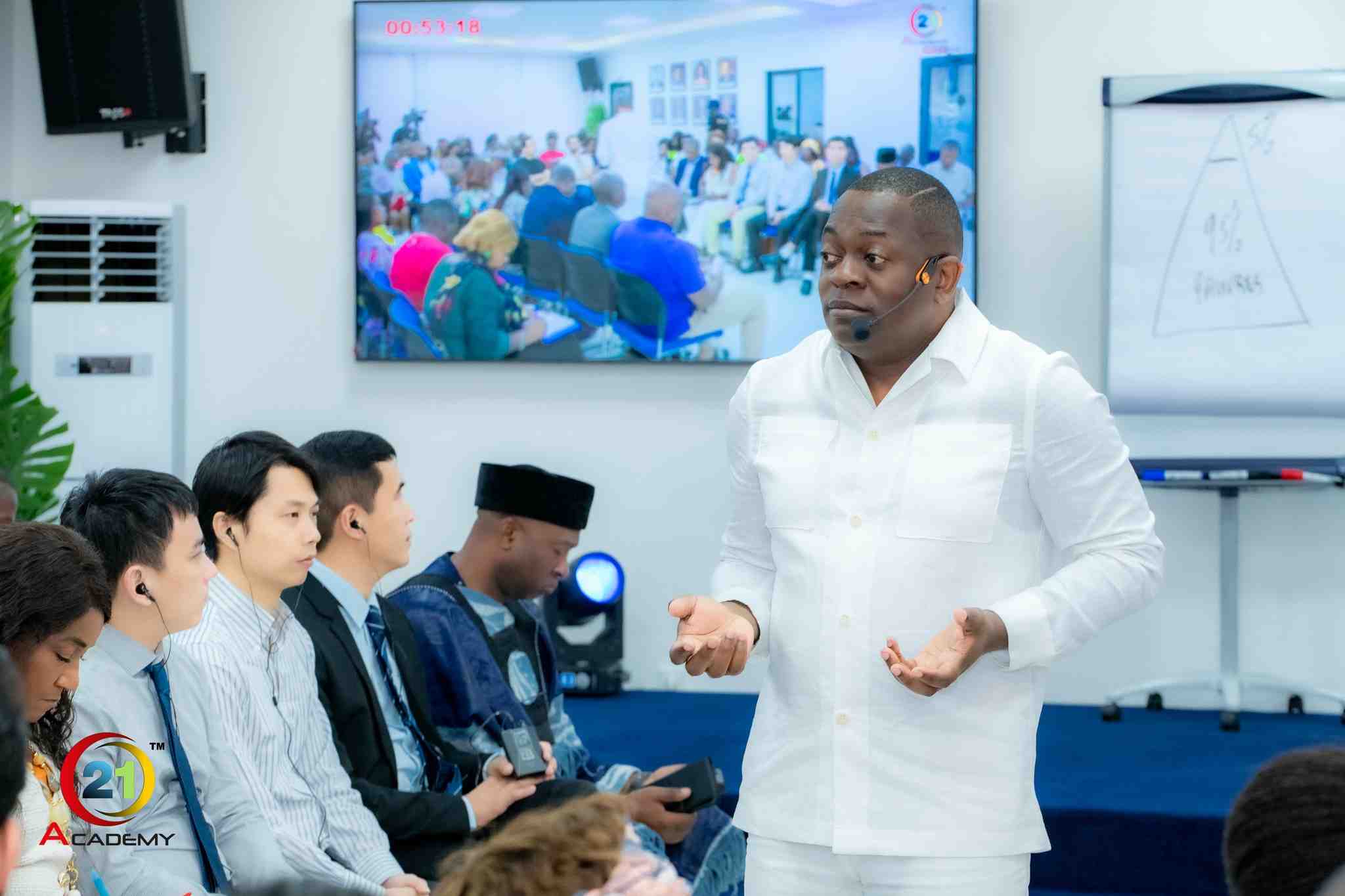 Roul Ruben Njionou || MASTERCLASS À DOUALA